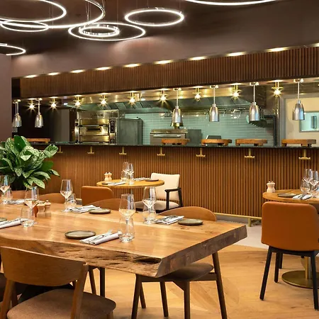 Pullman Montparnasse Hotell