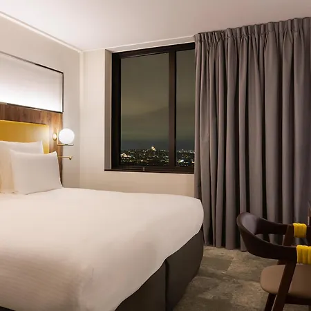 Pullman Montparnasse Hotel 4*