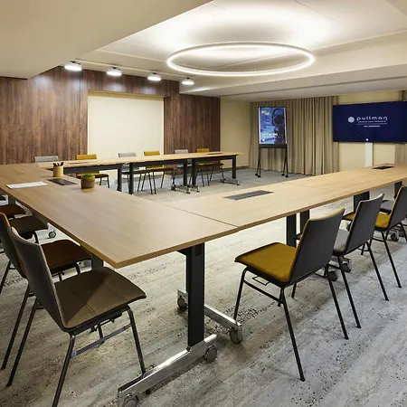 Pullman Montparnasse 4*